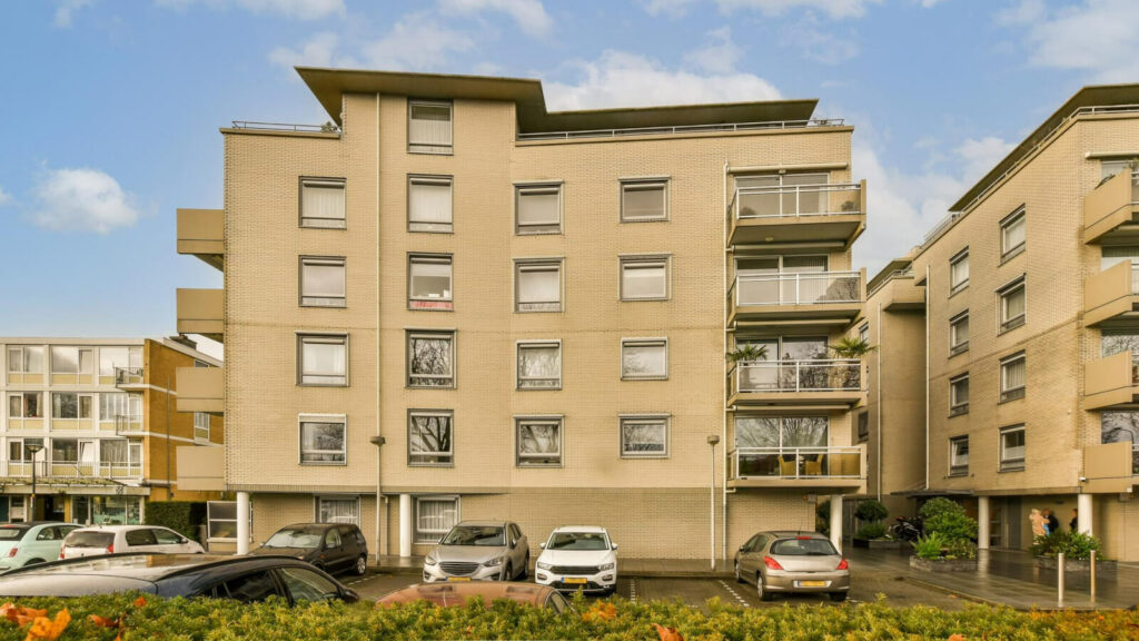 Pouvoir se loger, pas la priorité de la droite