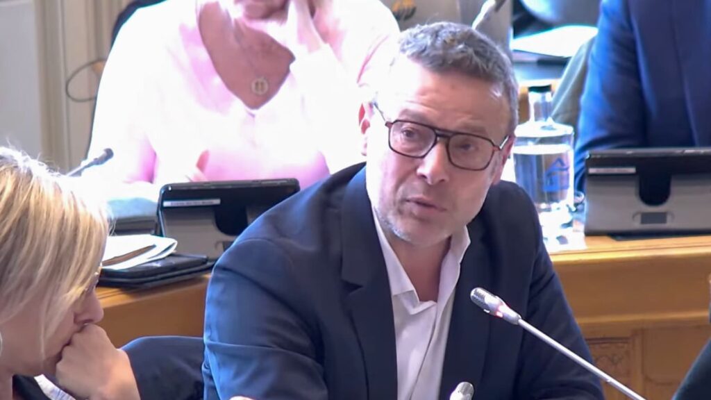 Langues régionales : un soutien affirmé,un dialogue à poursuivre